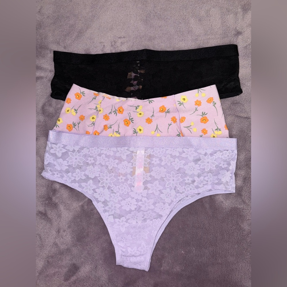 NWT - Bundle of 3 PINK Victoria’s Secret Cheeky Panties - Size: Small